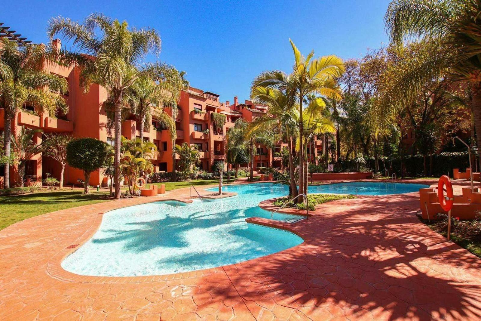 Piso 4 Hab. - Elviria Playa Apartamento *
